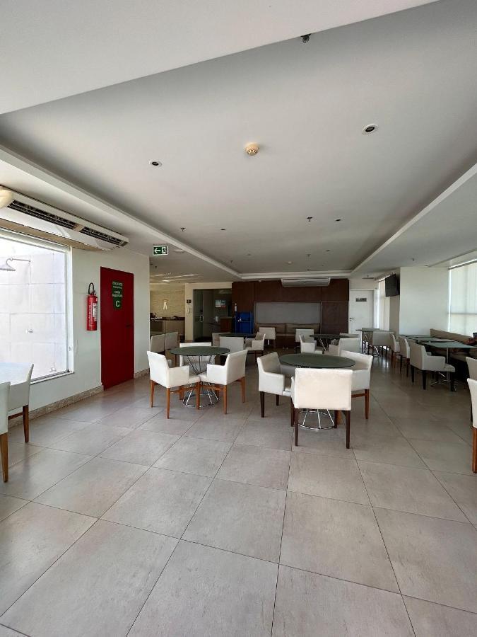 Sm1214 Flat Com Excelente Localizacao Em Regiao Central 브라질리아 외부 사진