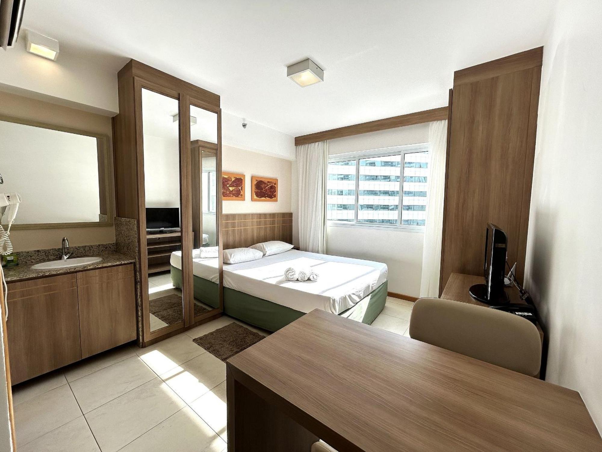 Sm1214 Flat Com Excelente Localizacao Em Regiao Central 브라질리아 외부 사진
